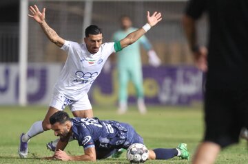 عکس| کامنت بیرانوند برای یک استقلالی