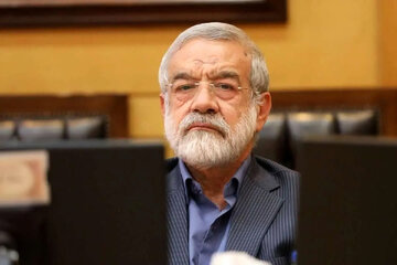 غضنفری: از سیم کارت سفید اطلاعی ندارم/ از توییتر و اینستاگرام استفاده نمی کنم؛تلگرام هم خیلی کم/ ایتا و بله دارم/فضای مجازی نباید ولنگ و باز باشد