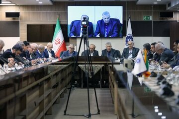 قاچاق ۲۰ میلیارد دلاری، ضربه مهلک به تولید و اشتغال ایران /تحریم و بوروکراسی رقابتپذیری صادرات را نابود کرده است