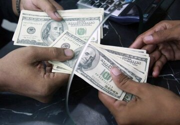 قیمت دلار، یورو و سایر ارزها امروز ۲۸ آبان/ دلار از مرز روانی عبور کرد