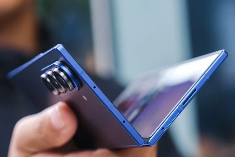 قیمت گوشی تاشوی سه‌گانه سامسونگ کمتر از حد انتظار اعلام شد