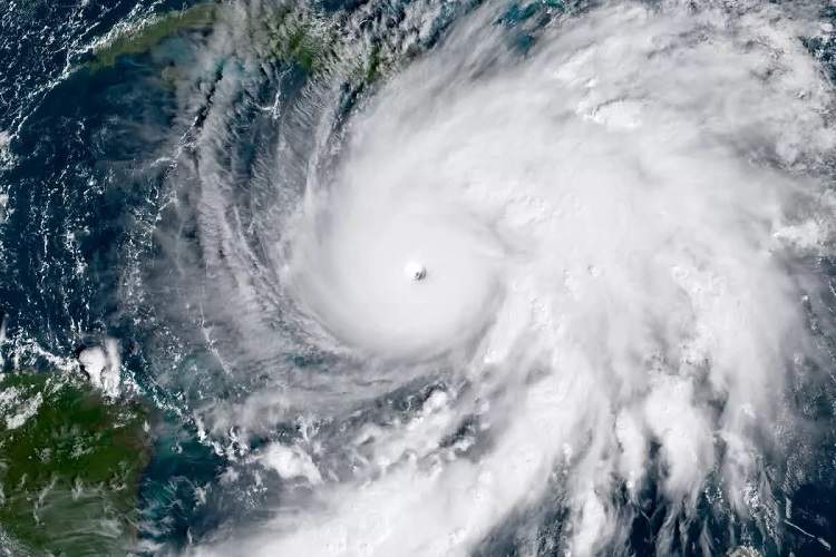 مدل AI گوگل، سریع‌تر و دقیق‌تر از ابررایانه‌های هواشناسی