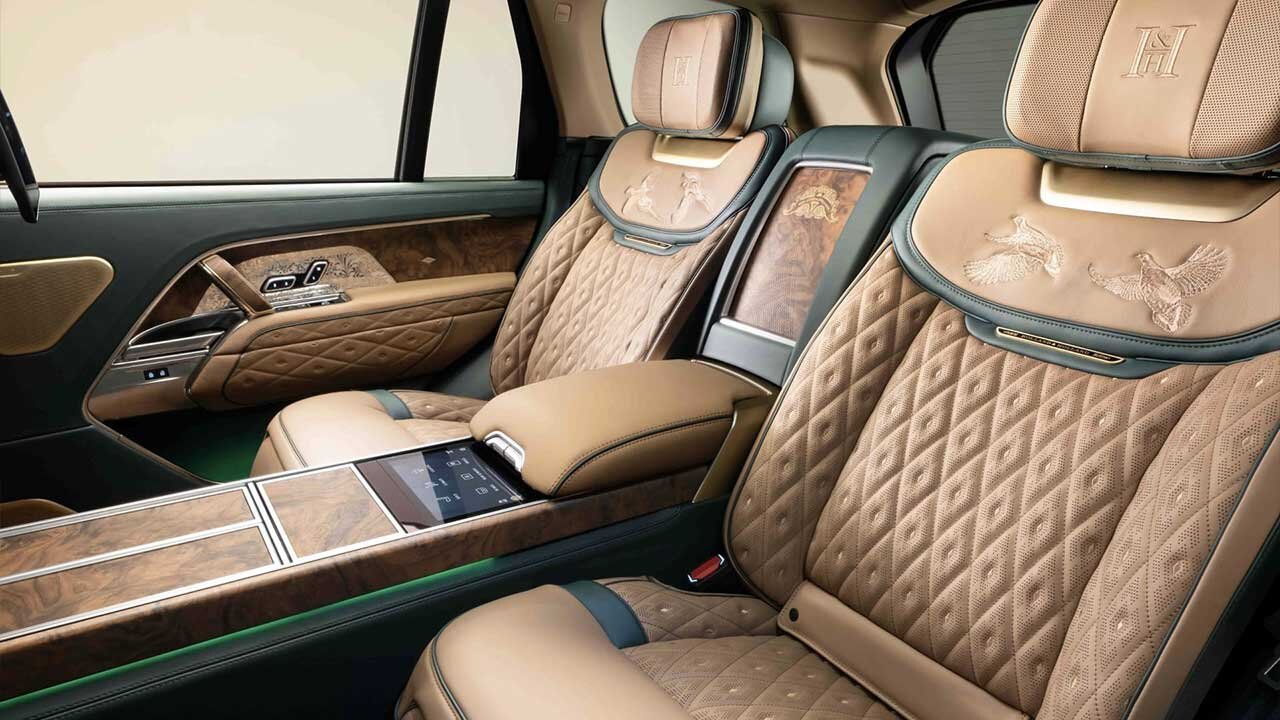 معرفی رنجروور خاص با همکاری یک اسلحه‌ساز