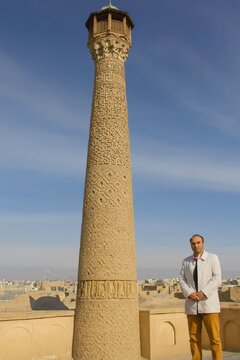 مناره‌ای که هزار سال ایستاده، اما میراثش امروز در آستانه فراموشی است