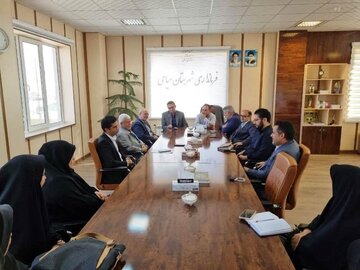 میامی صاحب اولین کتابخانه سیار شد؛ مینیبوس فرهنگی در جاده دانایی