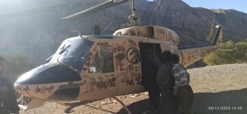 نجات جان یک شهروند از اعماق کوهستانهای اندیکا با بالگرد اورژانس هوایی مسجدسلیمان