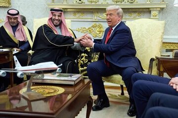 هاآرتص: اسرائیل در دوره ترامپ قادر به رقابت با نفوذ پول‌های خلیج فارس نیست