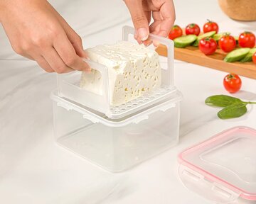 هشدار در مورد ظروف ماست و پنیر/ ظروفی که هرچه نازکتر باشند، ناایمنترند/ مراقب لایه «بیوفیلم» باشید