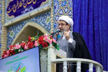 همدلی مردم با محوریت ولایت فقیه، ایران قوی را رقم می‌زند