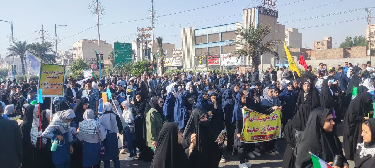 همگامی مردم و مسئولان خوزستان در یوم‌الله ۱۳ آبان؛ تجدید میثاق با آرمان‌های انقلاب