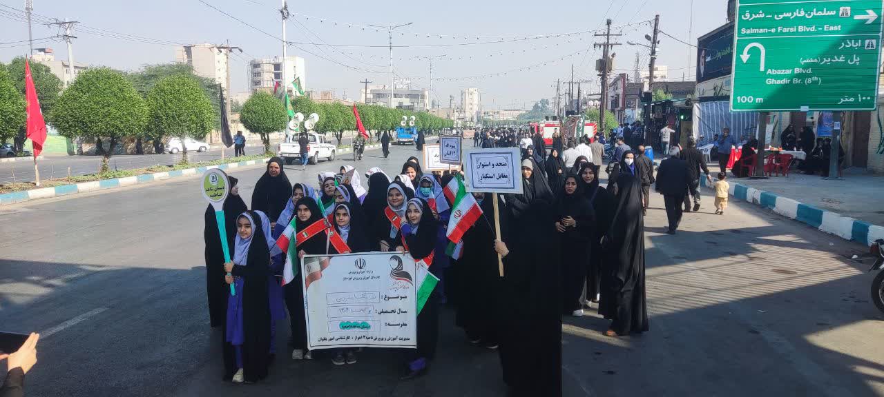 همگامی مردم و مسئولان خوزستان در یوم‌الله ۱۳ آبان؛ تجدید میثاق با آرمان‌های انقلاب