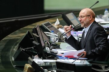 پاسخ تند قالیباف به نماینده خمینیشهر/ توافق با تلگرام از اساس کذب است/ اطلاعات غلط به مردم ندهید