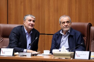 پزشکیان: «هستهای» مترادف ساخت سلاح اتمی نیست/ تأسیسات هستهای را دوباره و با قدرت بیشتری میسازیم