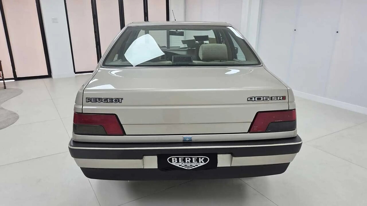 پژو ۴۰۵ در خارج چند؟