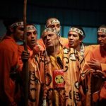 کارگردان «مادر کیو»: پذیرفتند که برای دو شخصیت زن به طور کامل از کلاهگیس استفاده کنیم