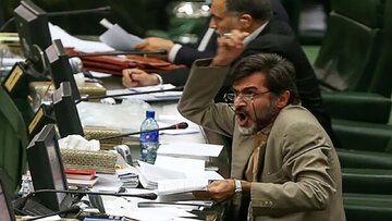 کوچک‌زاده مجلس را بهم ریخت/ حاجی بابایی: اگر تا ظهر هم داد بزنی من عصبانی نمی‌شوم