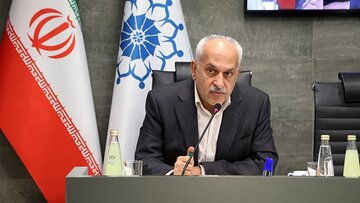 گلایه کاشفی درباره خروجی اولین نشست کمیته مشترک اتاق ایران و بانک مرکزی / قولهایی میدهند ولی در عمل اتفاقی نمیافتد