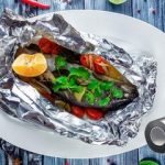 آیا استفاده از فویلهای آلومینیومی خطرناک است؟/ چه غذاهایی نباید با فویل در تماس باشند/ کاربرد کاغذ نسوز چیست؟