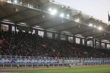 احتمال انتقال بازیهای استقلال به مشهد/ لابی تاجرنیا جواب داد؟