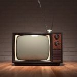 از ویلایی‌ها تا بوسیدن روی ماه در تلویزیون