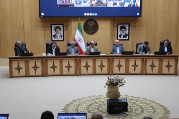 استاندار گیلان:از راهاندازی واحد مرغداری، گلخانه، صنایع تبدیلی در گیلان حمایت میشود