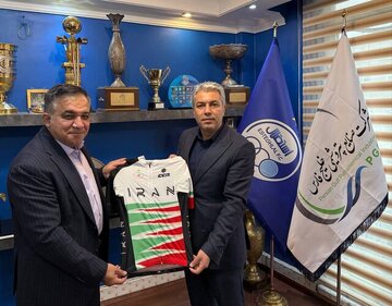 استقلال دوباره دوچرخه سوار شد!