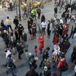 افزایش لجاجت جمعی درپی شادی اجباری/ طبقه فرودست شادی میکند تا دوام بیاورد، شادی طبقه فرادست برای نمایش منزلت است