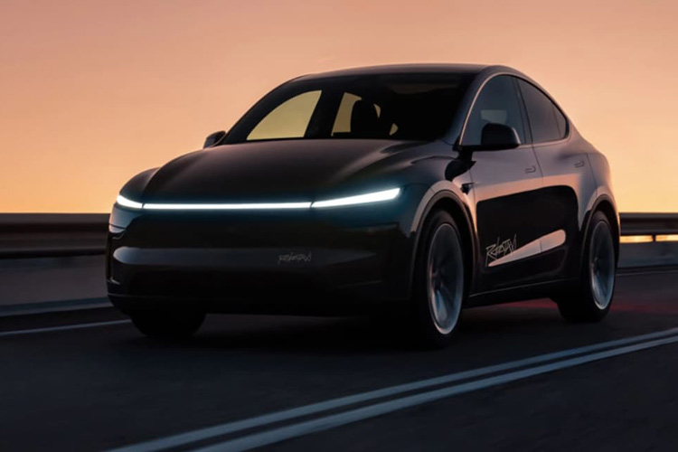 ایلان ماسک از آزمایش خودروهای رباتاکسی تسلا بدون رانندگان ایمنی در تگزاس خبر داد