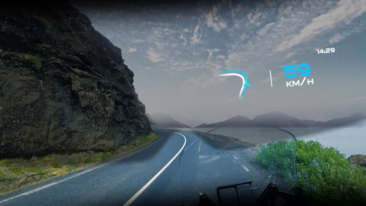 با این کلاه ایمنی، شبیه آیرون‌من می‌شوید!