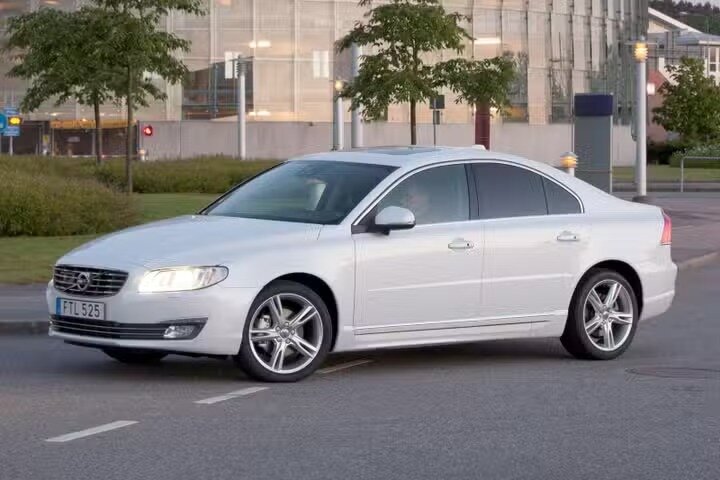 با کمتر از ۳ میلیارد تومان، خارج از ایران چه خودروهایی می‌توان خرید؟