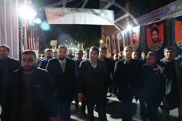 بازدید استاندار کرمان از محل استقرار موکبهای مسیر گلزار شهدا