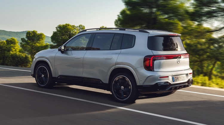 برد 630 کیلومتری و طراحی جسورانه؛ همه چیز درباره مرسدسبنز GLB جدید