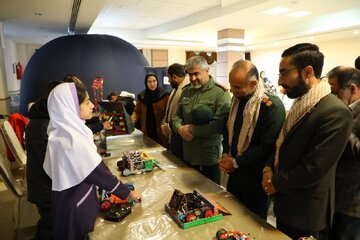 برپایی نمایشگاه علم و فناوری بسیج در چهارمحال و بختیاری