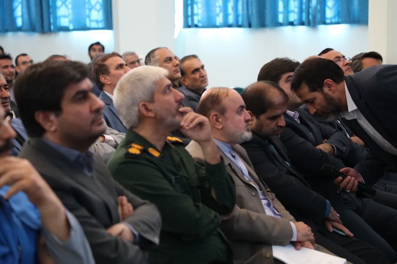 برگزاری رزمایش مقابله با حادثه شیمیایی در میبد برگزاری رزمایش مقابله با حادثه شیمیایی در میبد