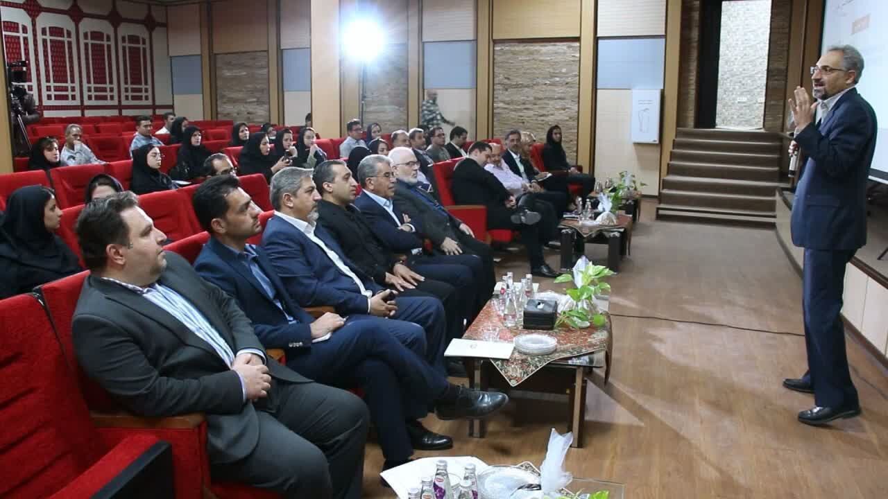 همایش استانی هوش سبز در شهرستان میبد همایش استانی هوش سبز در شهرستان میبد