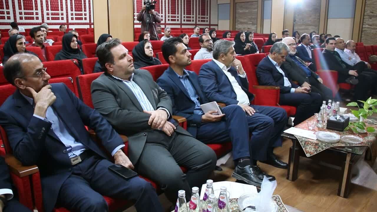 همایش استانی هوش سبز در شهرستان میبد همایش استانی هوش سبز در شهرستان میبد