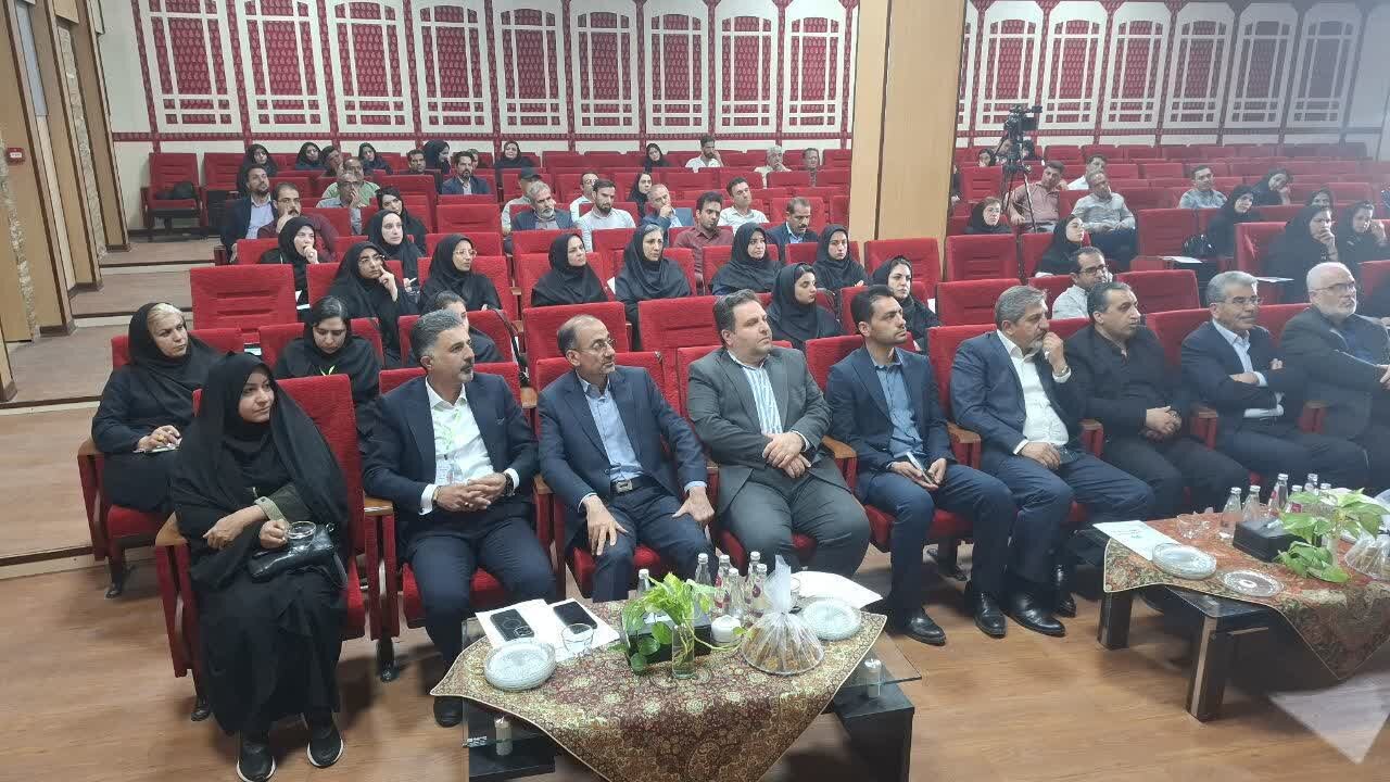 همایش استانی هوش سبز در شهرستان میبد همایش استانی هوش سبز در شهرستان میبد