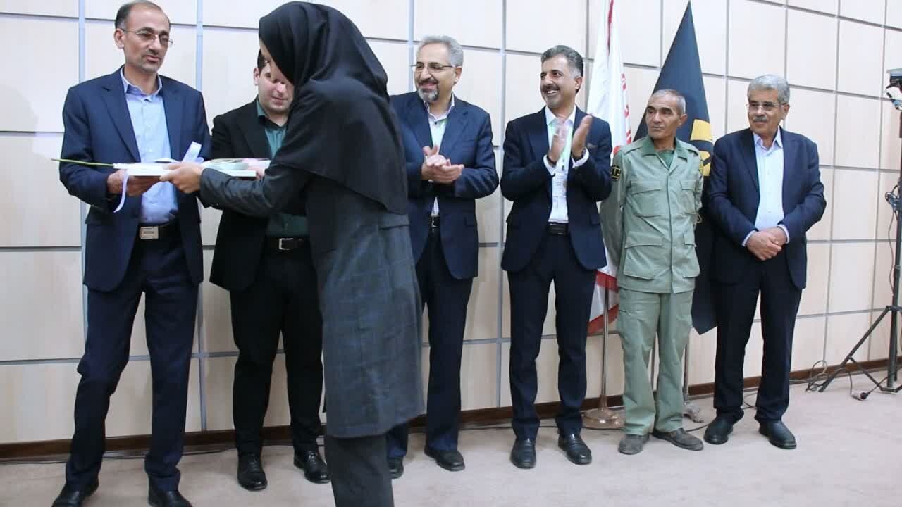 همایش استانی هوش سبز در شهرستان میبد همایش استانی هوش سبز در شهرستان میبد