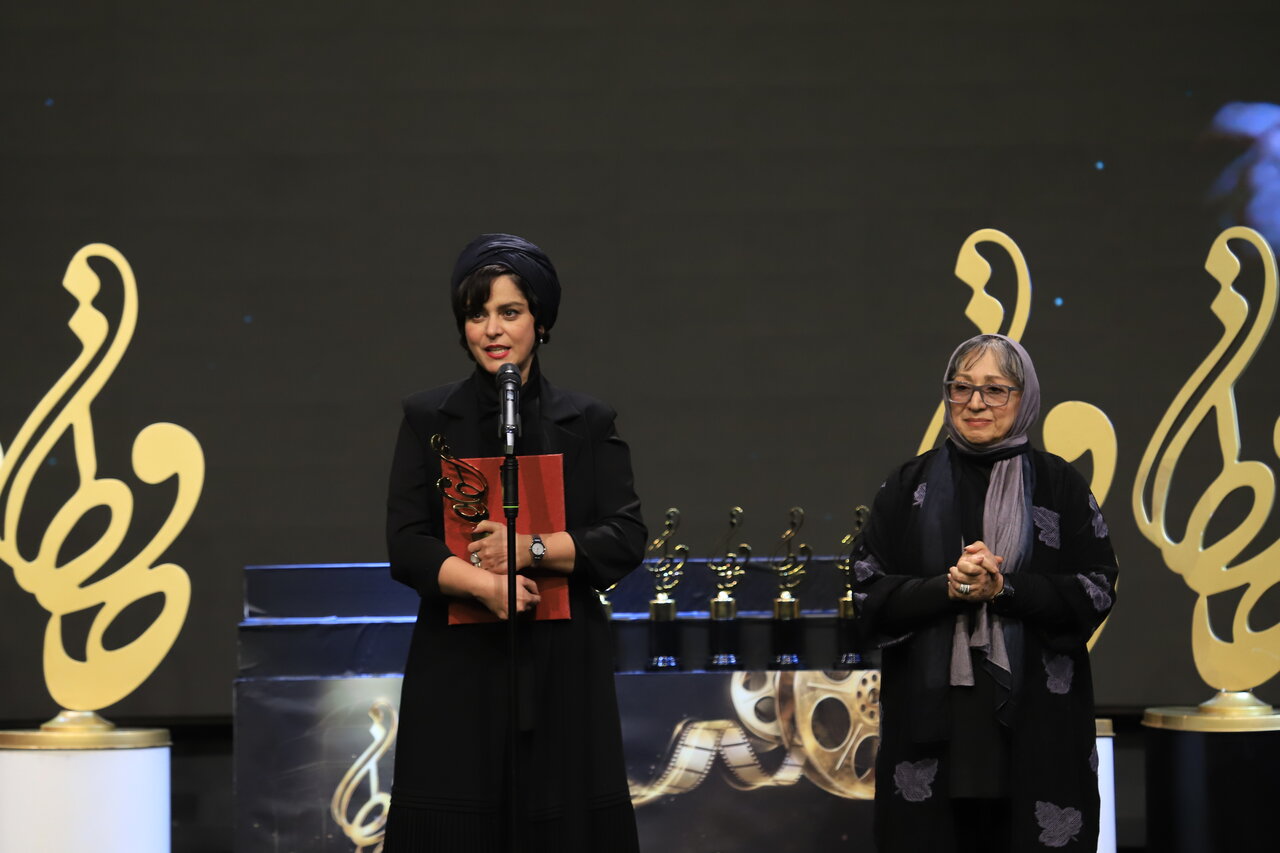 برگزیدگان جشن حافظ اعلام شدند/ پریناز ایزدیار و غزل شاکری بهترین بازیگران زن شدند/ پیرپسر بهترین فیلم سال شد
