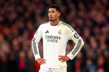 بلینگام: ۱۰۰ درصد از آلونسو حمایت میکنیم