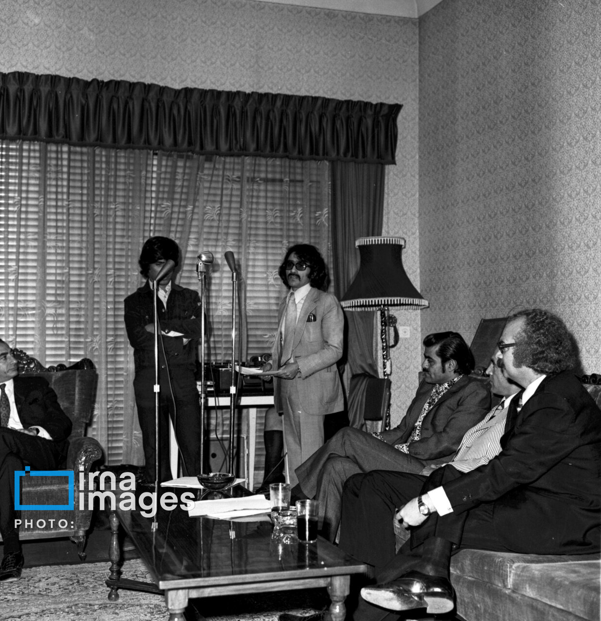 تصاویر کمتر دیده شده از دهه سوم زندگی بهرام بیضایی/ ۵۳ سال پیش در خانه هنرمندان سینما