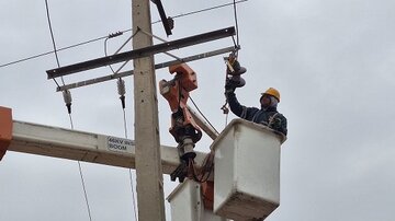 خسارت ۳۳۶ میلیارد ریالی سامانه بارشی اخیر به شبکه و تاسیسات توزیع برق فارس