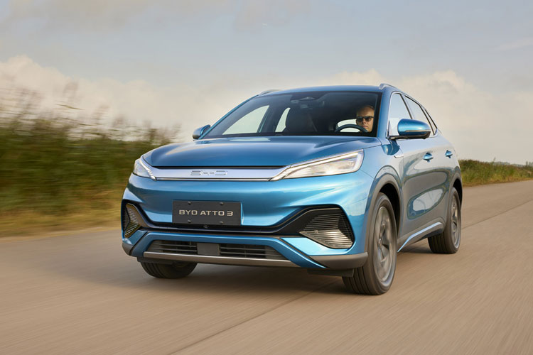 خودروهای هوشمند چینی؛ از ابزار حملونقل تا جاسوسهای سیار