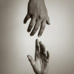 خودکشی؛ از مغز و ژن تا جامعه و روایت/ زیستجهانِ ترکخورده؛ واکاوی موج خودکشیهای اخیر