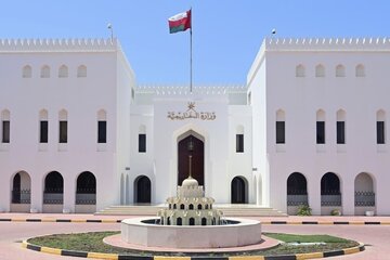 در پی ورود جنگندههای عربستان به درگیری با مزدوران امارات؛ عمان بیانیه صادر کرد