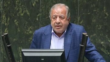 درخواست یک نماینده مجلس برای تشکیل جلسه اضطراری برای مدیریت و کنترل قیمتها/ دست های پنهان می خواهند مردم را تنبیه کنند