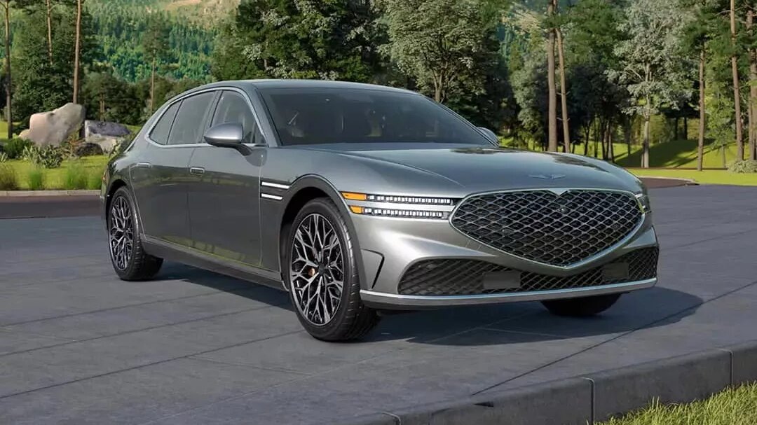 دلیل عجیبی که جنسیس را به تعمیرگاه کشاند