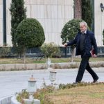 روزنامه اصولگرا: مخالفان پزشکیان در بین اصولگران دو دسته اند؛ یک عده او را بنی صدر می دانند و دسته دیگر منتقدان نجیب هستند