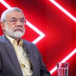 روزنامه اصولگرا: مدعیان انقلابیگری، تندروی خود را با تفسیر شخصی از مواضع رهبری توجیه می کنند/ جریانی همواره خود را انقلابیتر معرفی می کند!