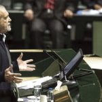 روزنامه نزدیک به قالیباف: دولت ایده ندارد/ مردم و بازار، دولت را در مهار بحران ناتوان می بینند